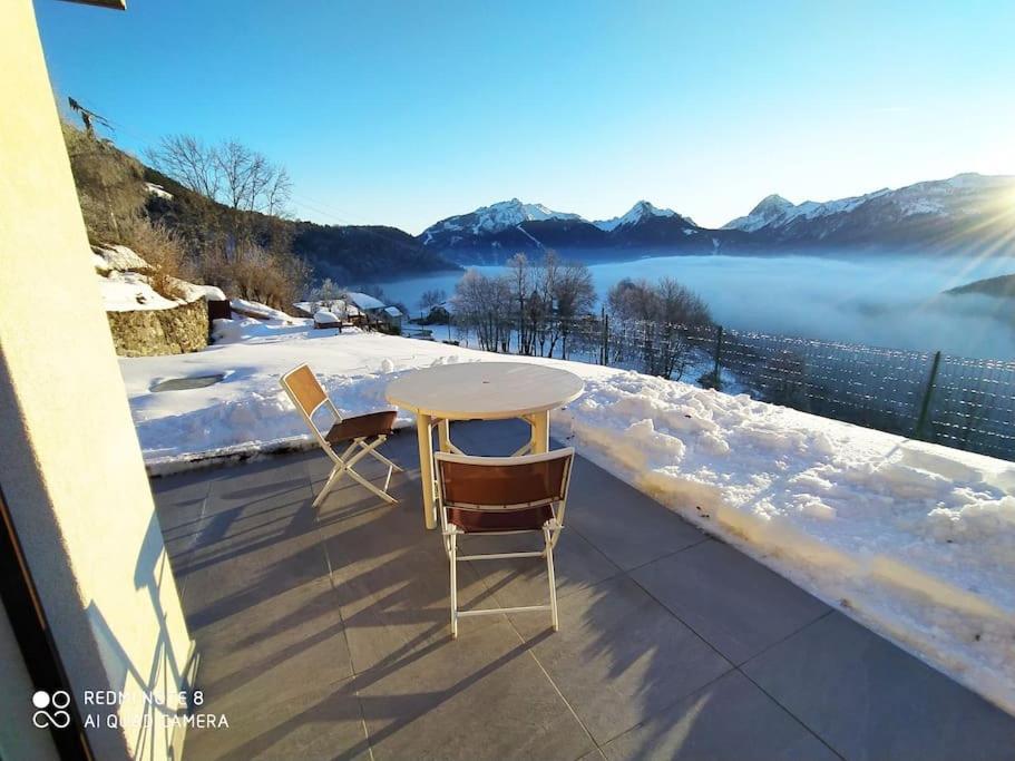 In The Heart Of Nature With An Unique View Plan Montmin Esterno foto