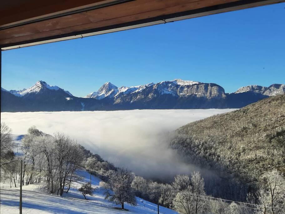 In The Heart Of Nature With An Unique View Plan Montmin Esterno foto